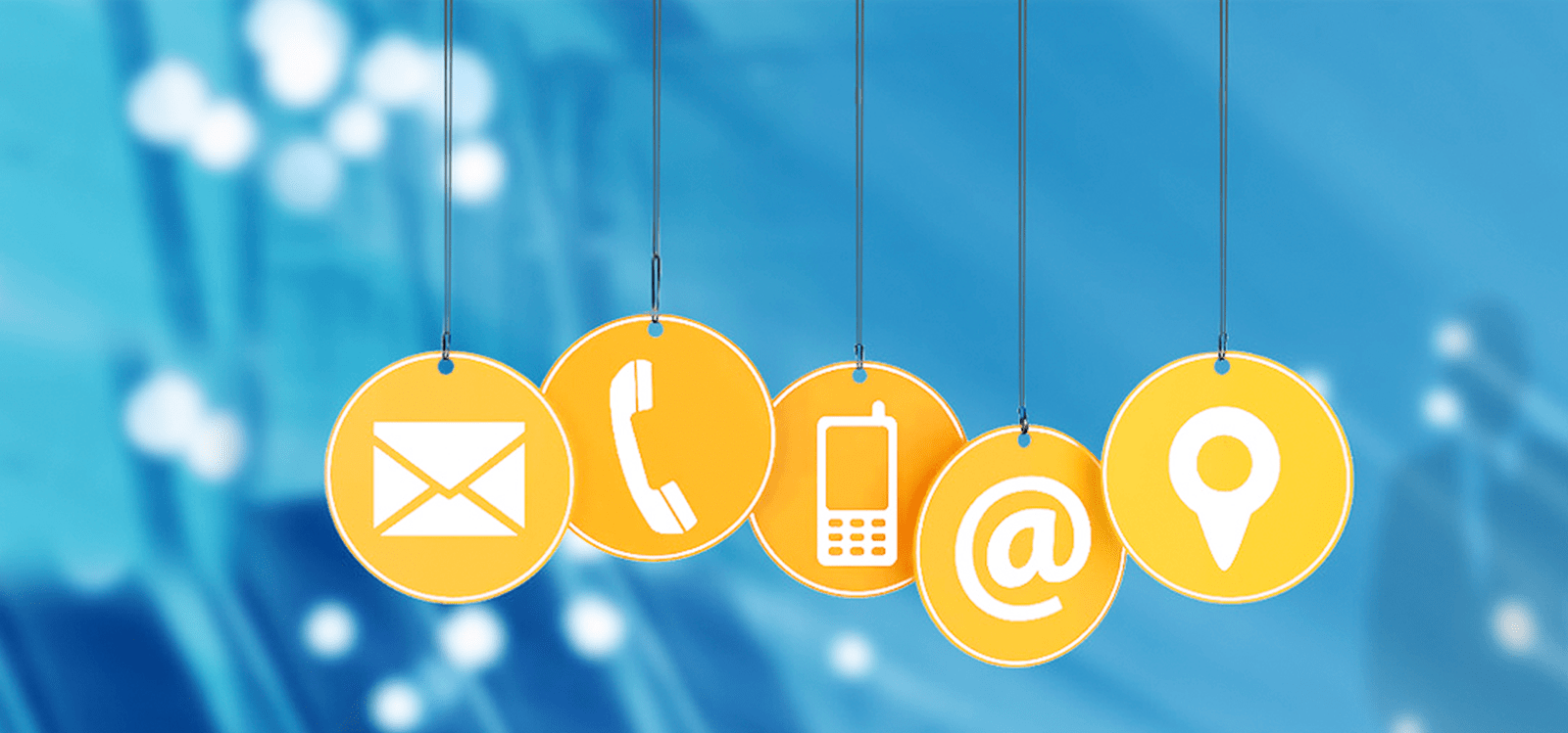 Kết nối dễ dàng qua hotline và mạng xã hội